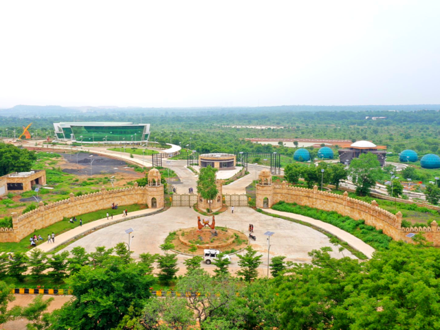 Shraddheya Shri Atal Bihari Vajpayee Botanical Garden-