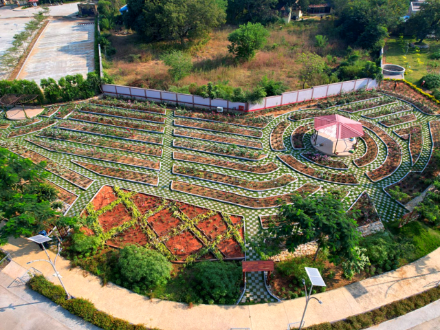 Shraddheya Shri Atal Bihari Vajpayee Botanical Garden-