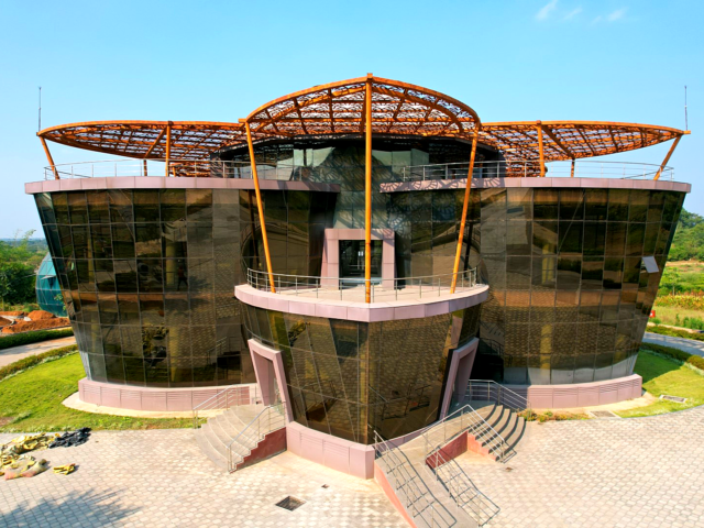 Shraddheya Shri Atal Bihari Vajpayee Botanical Garden-